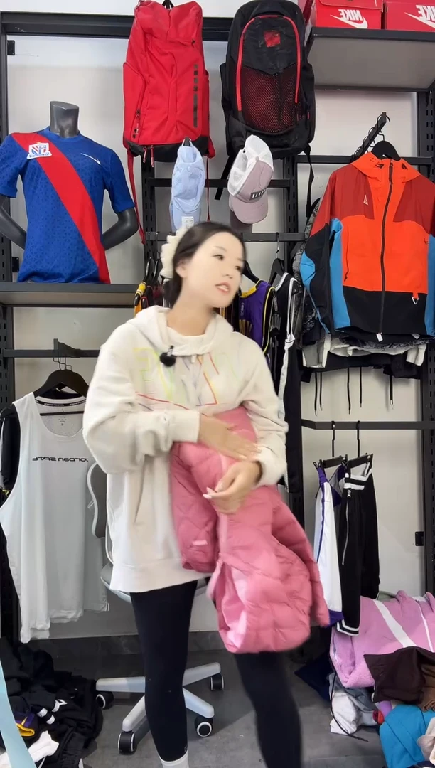 大*328编码 瑕疵款直播间过款为准 尺码