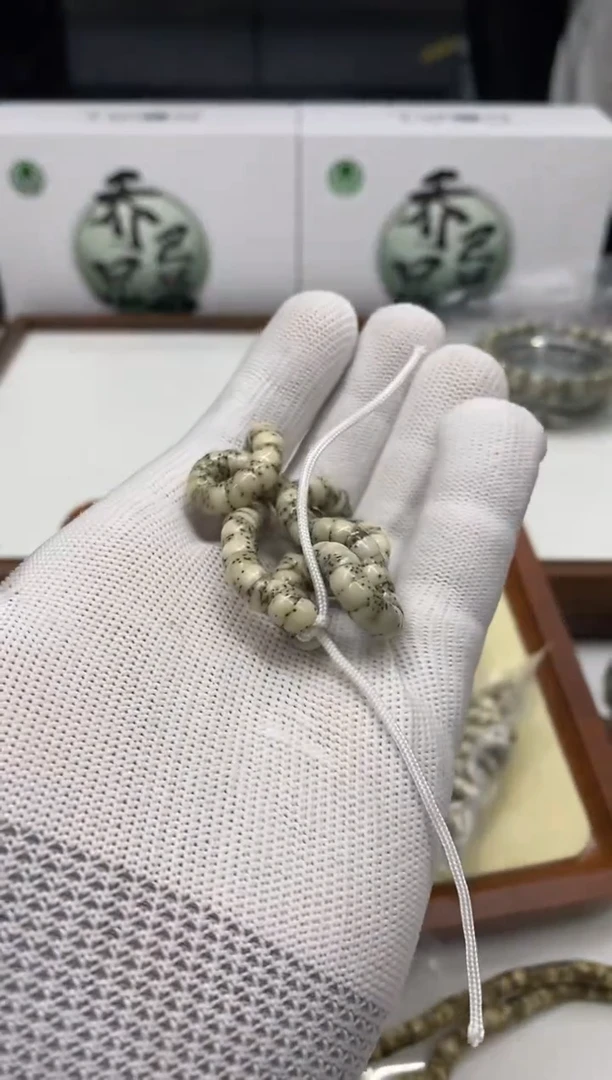 星月菩提手串228小白蛇手持6mm