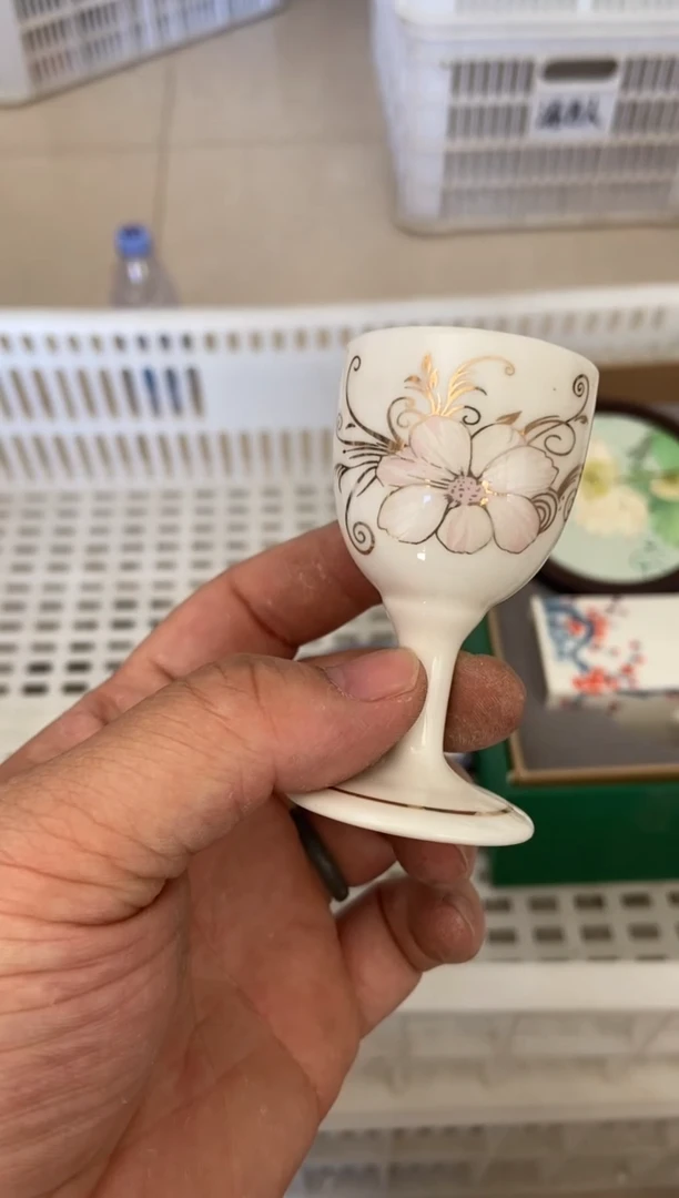 无运费险有瑕疵的摄影的产品有使用过的痕迹有点脏介意勿拍