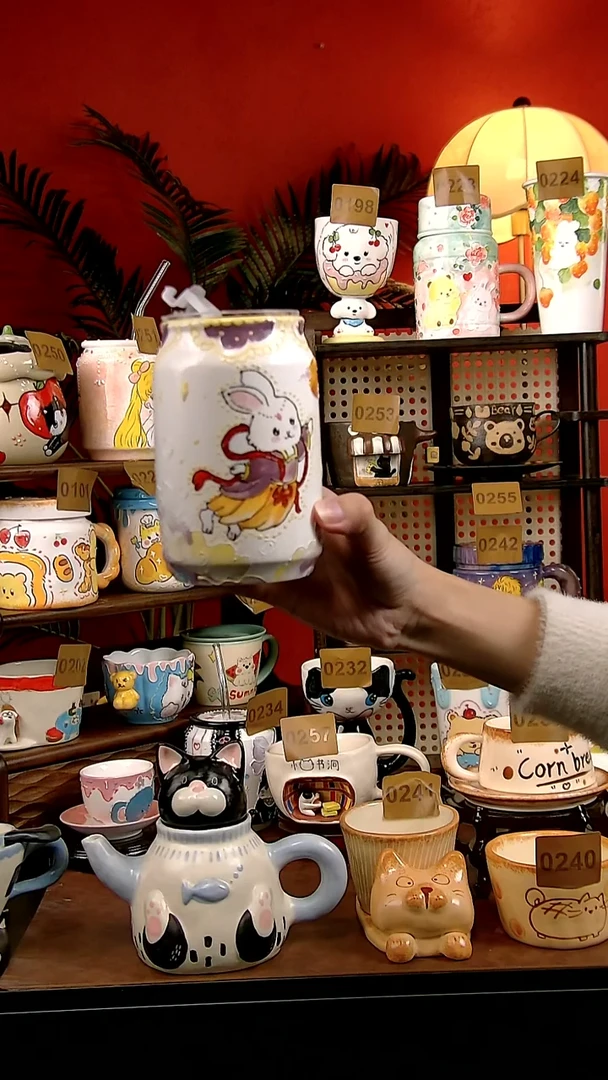 杯子瓷DIY景德镇创意陶瓷手工手绘卡通风玉兔吸管杯