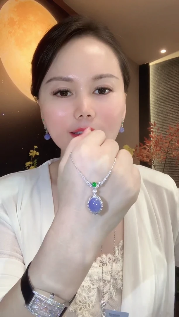 吊坠(不含链)18K金镶嵌翡翠C25 紫货有一定色差