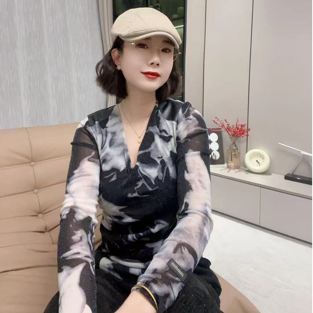 【雪儿严选】水墨印花网纱打底衫2425