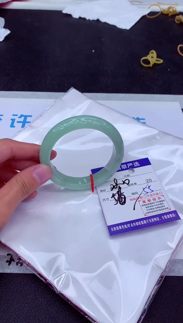 【闪购商品】翡翠手镯未镶嵌111111111111