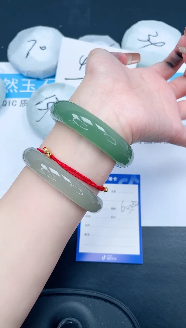 【闪购商品】石英质玉手镯未镶嵌511-60