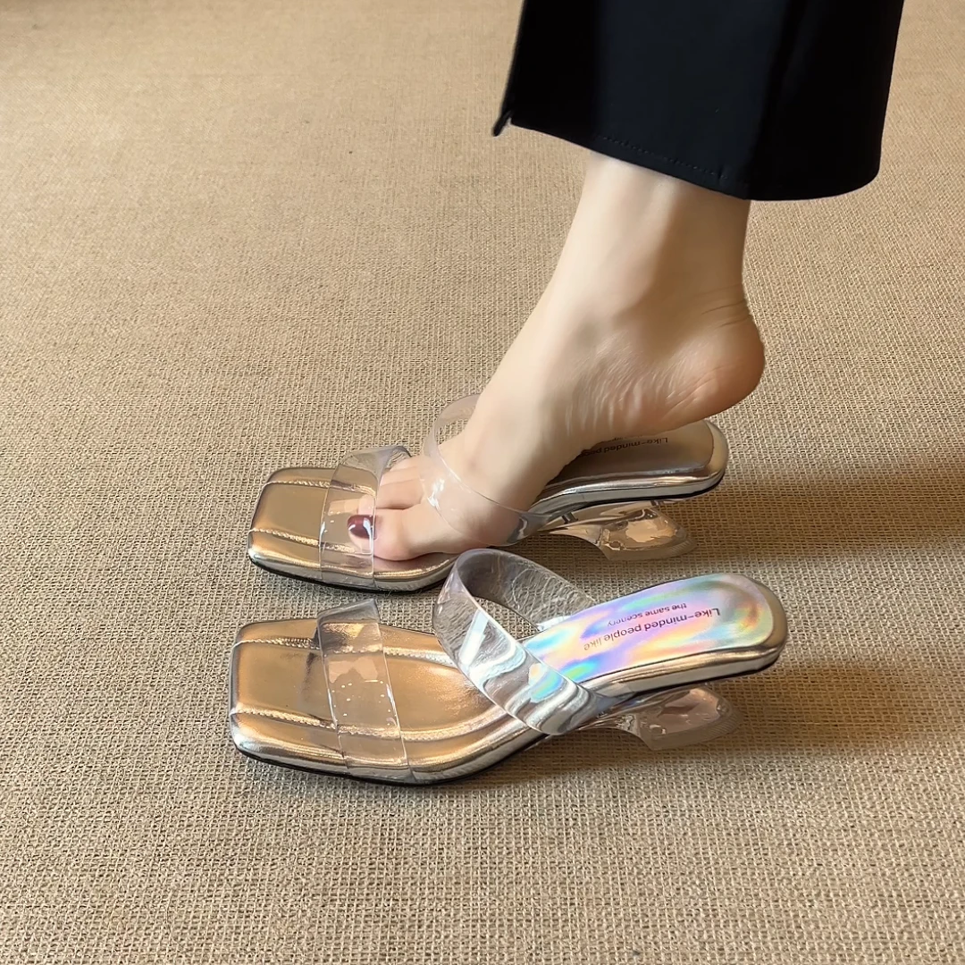 nnmiss·34-39/4.5cm复古风时尚透明带凉鞋巨软踩屎感一字凉拖鞋