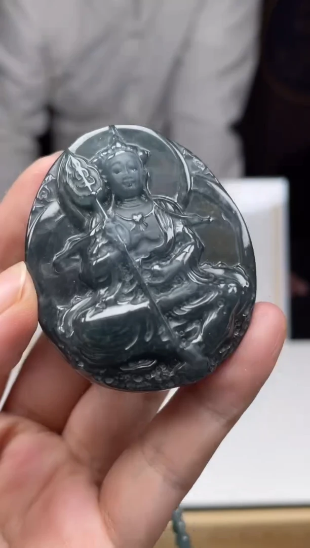 【闪购商品】翡翠颈饰未镶嵌      *84