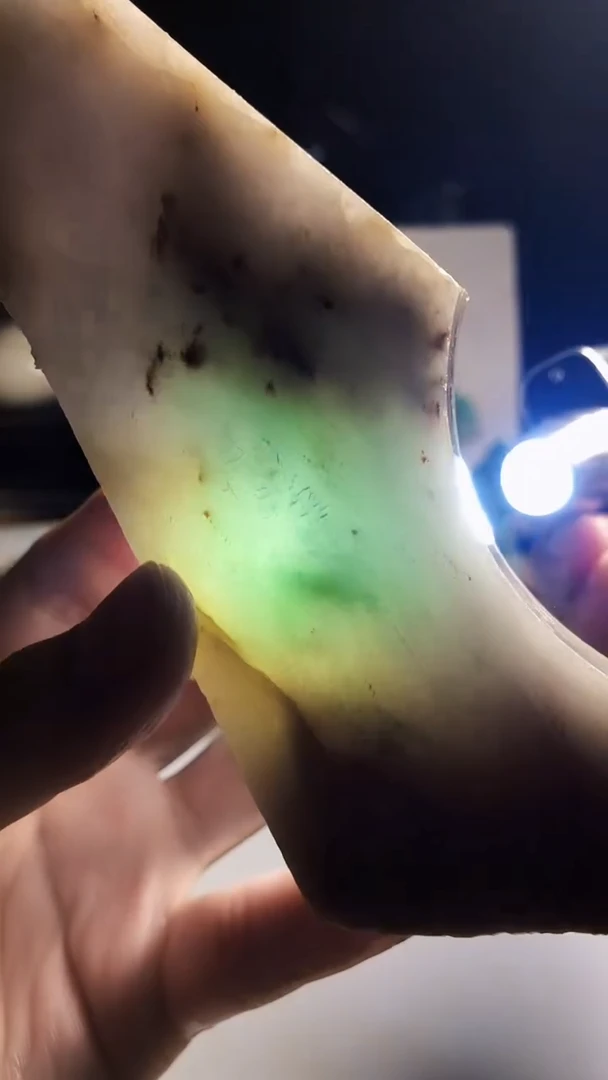 翡翠未镶嵌颈饰翡翠A货