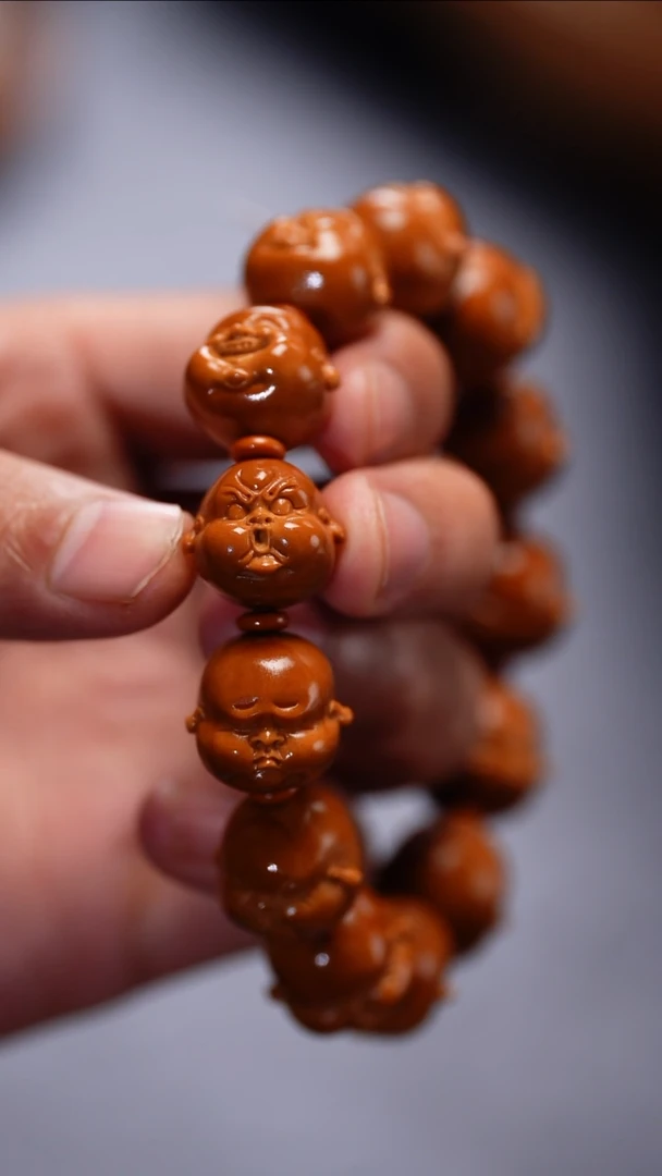 【闪购商品】橄榄核吊坠更厉害