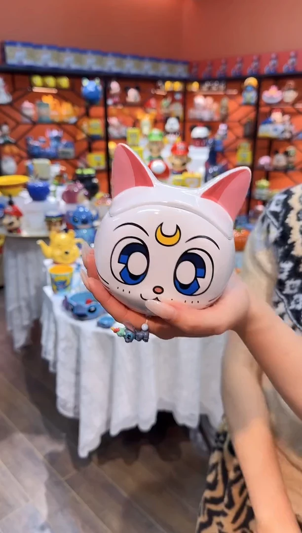 瓷片@@亚提密斯陶瓷带盖水杯