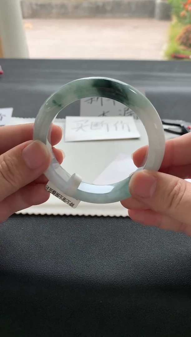 【闪购商品】翡翠手镯未镶嵌56.9正圈买断A9068