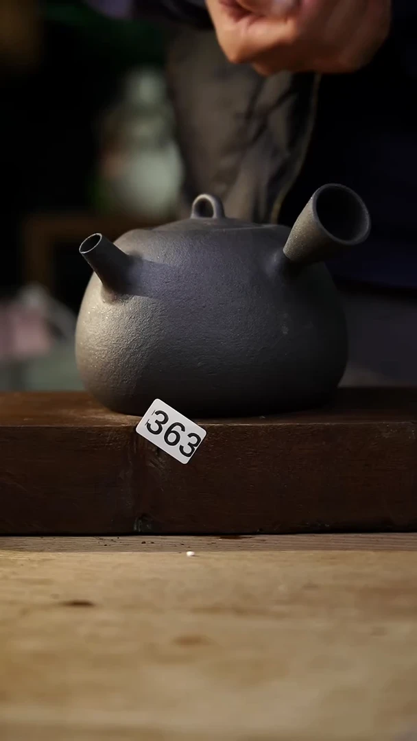 瓷片设计师手作！！！落单福利系列！！侧把壶