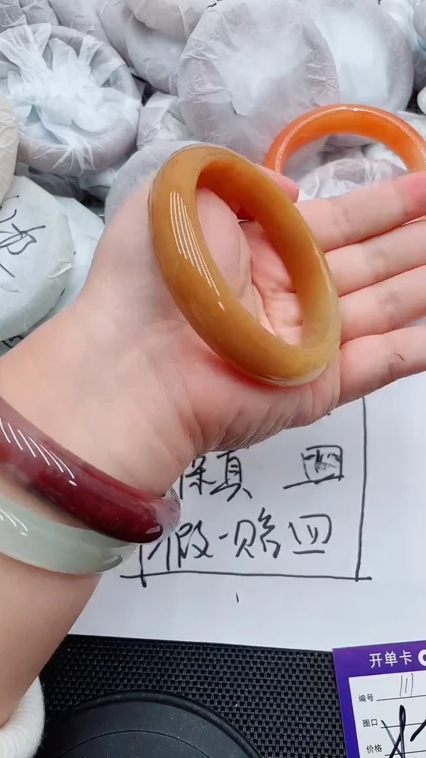 未镶嵌手镯石英质玉111-59-60