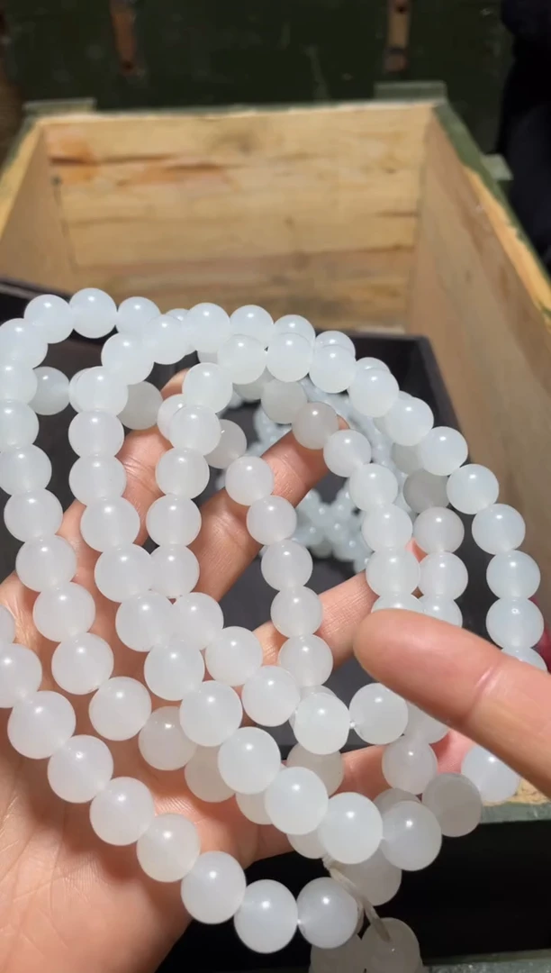 【闪购商品】白项链件