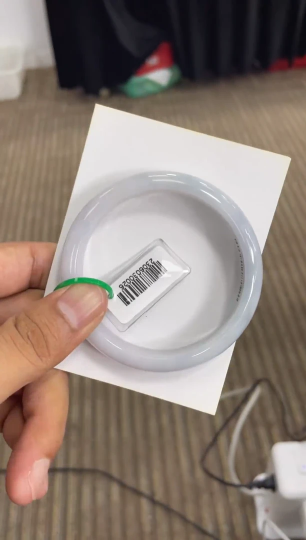 未镶嵌手镯翡翠翡翠手镯 成品