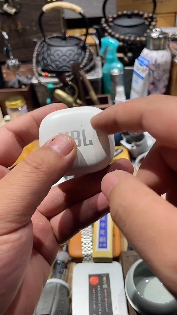 瓷片闪购商品 如图所示