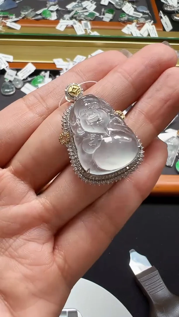 翡翠18K金镶嵌颈饰DFZ0603-271