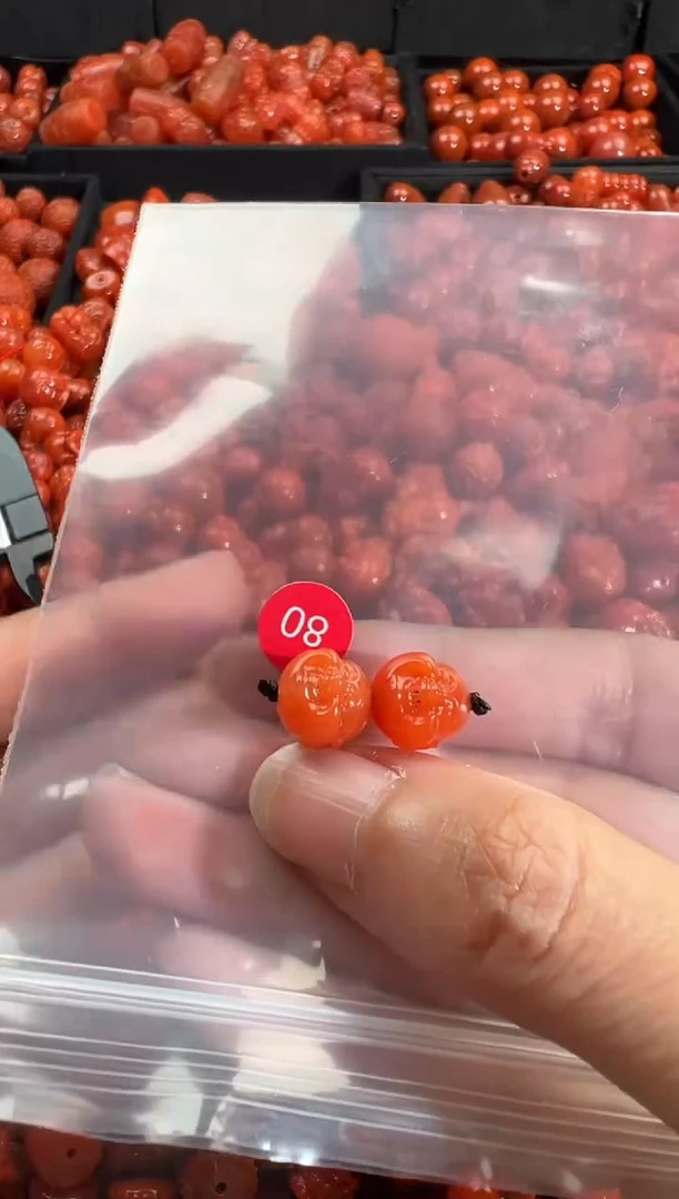 颈饰未镶嵌南红玛瑙1