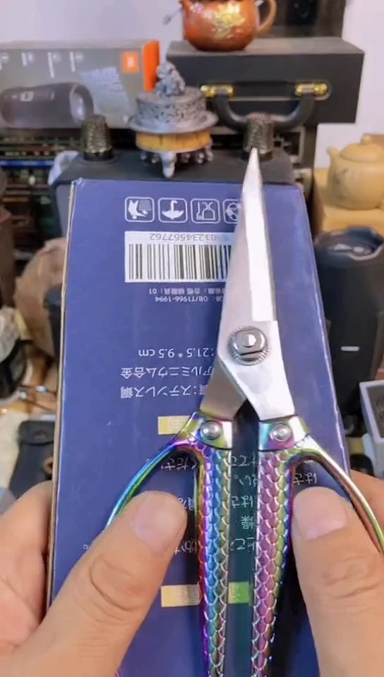 瓷片闪购商品，如图所示