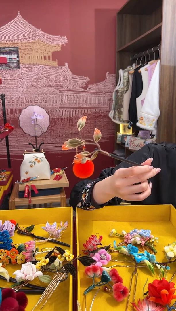 【闪购商品】刺绣非遗绒花（发饰）