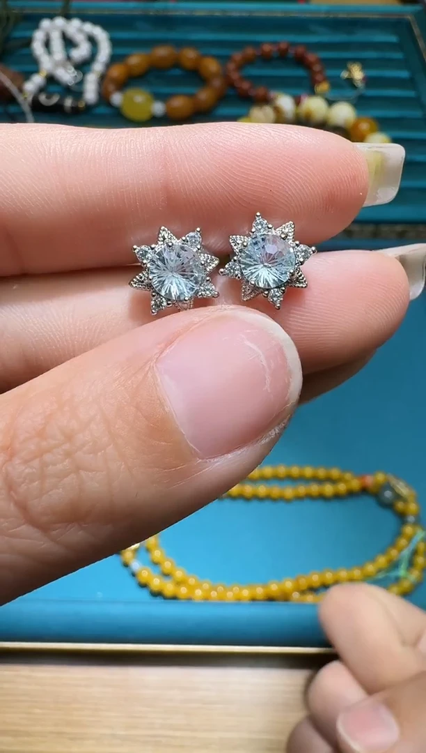 未镶嵌托帕石耳饰多样性发一件 397