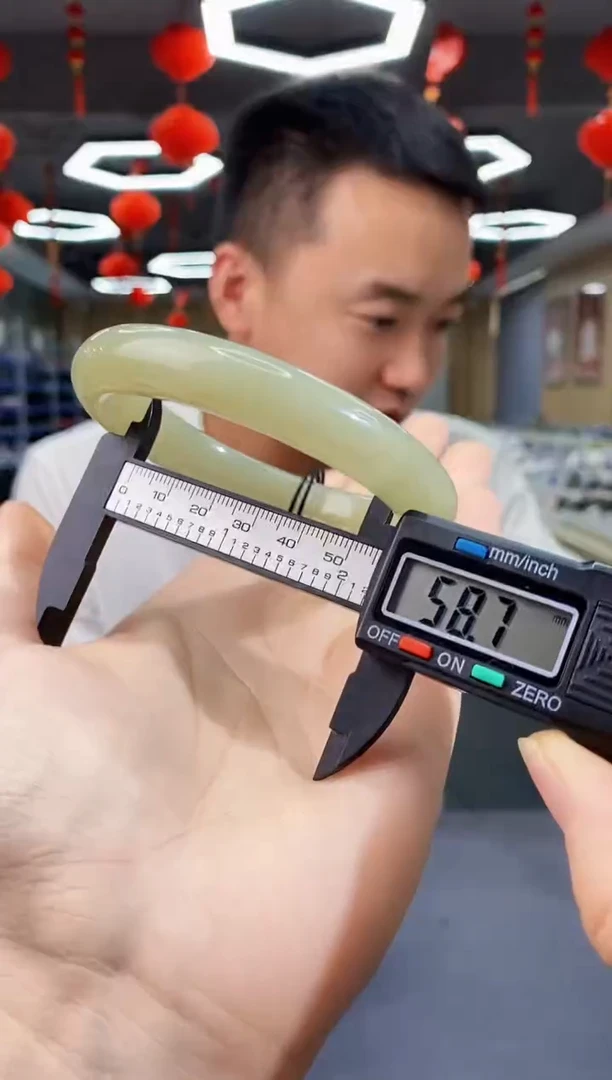 和田玉手镯未镶嵌yp