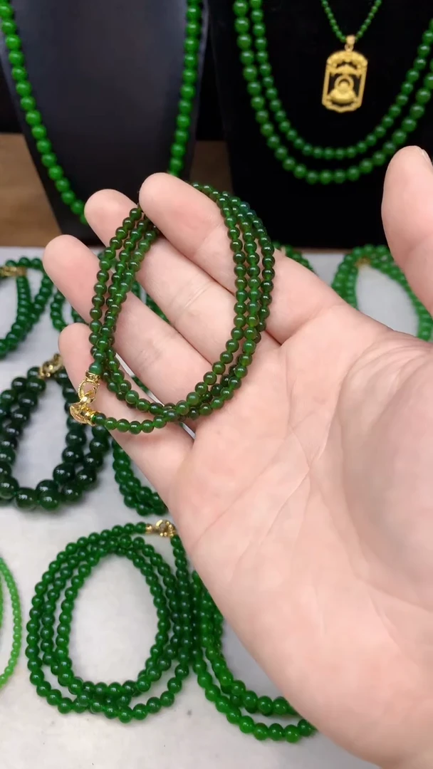 项链未镶嵌和田玉（碧玉）卡4