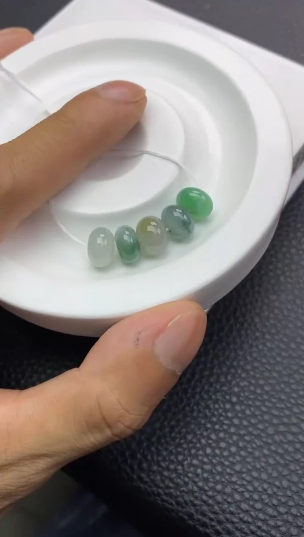 翡翠散珠20天然A货翡翠散珠卡9+