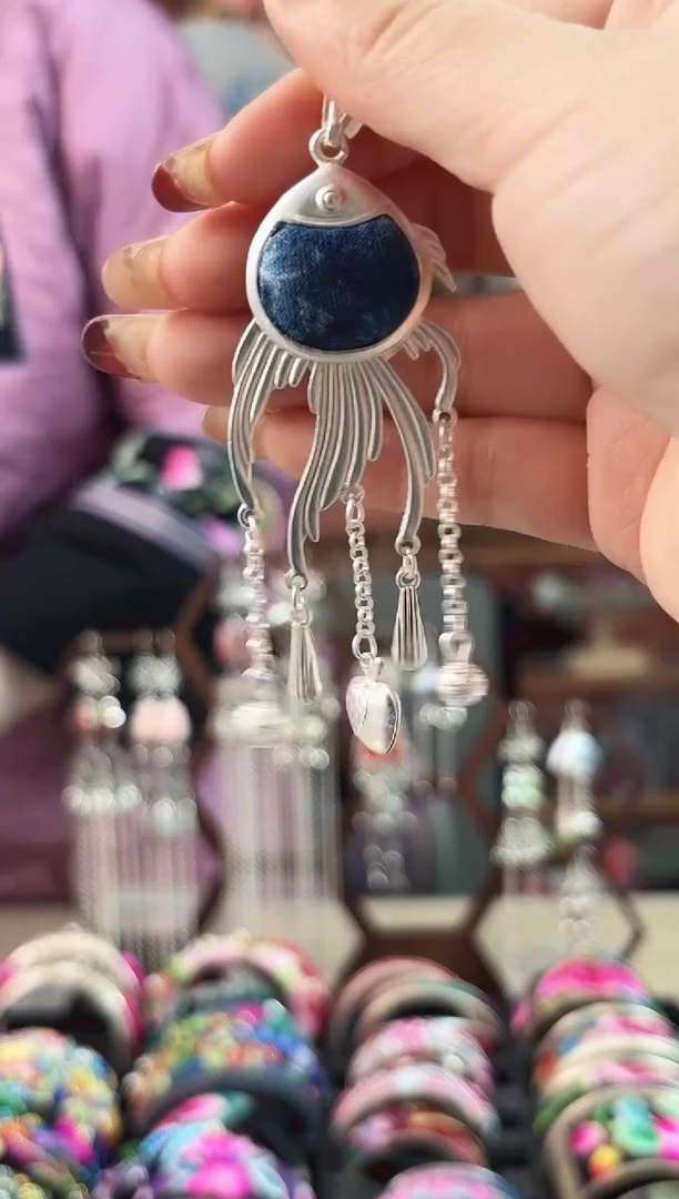 艺枝独绣手工饰品524