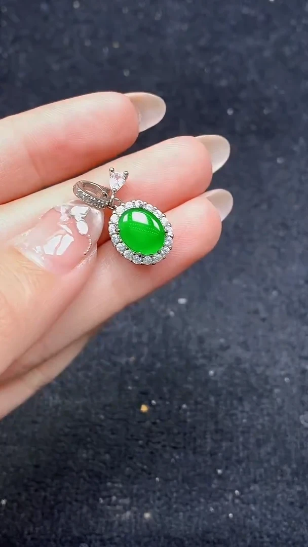 颈饰未镶嵌翡翠天然A货翡翠，保A保真