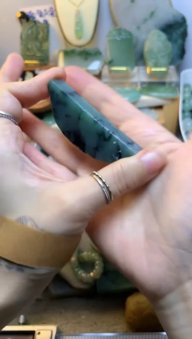 未镶嵌挂件翡翠缅甸A货翡翠，没有运费险