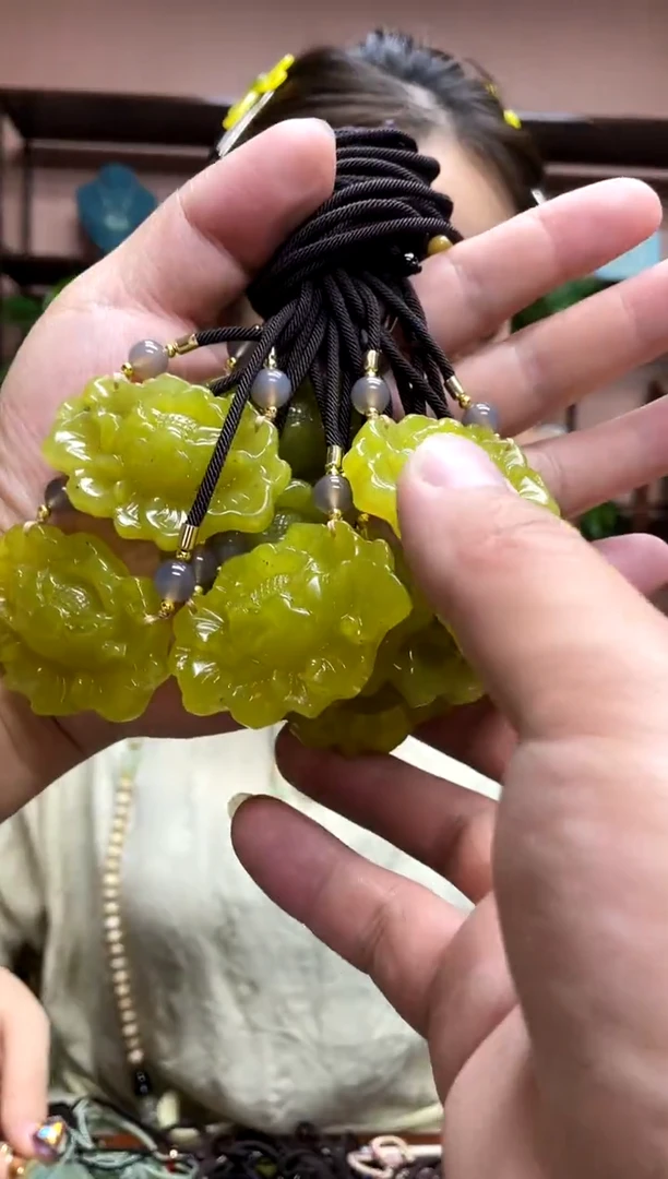 岫玉未镶嵌吊坠多样性发货其中发一