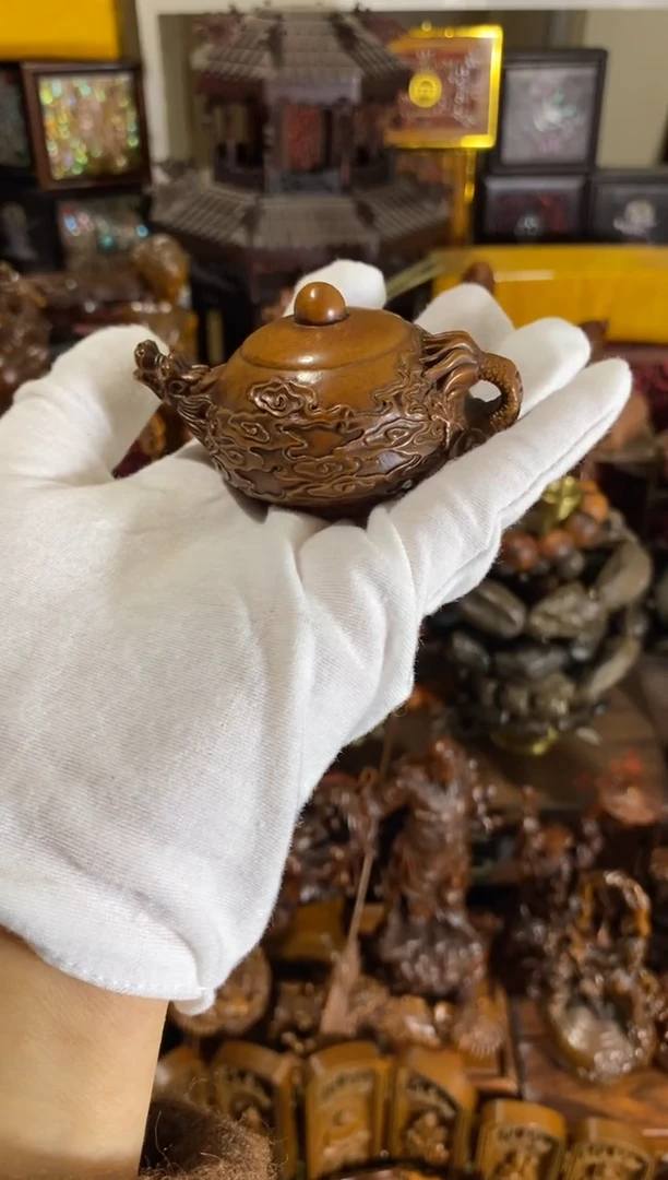 小叶黄杨小件云纹龙首壶