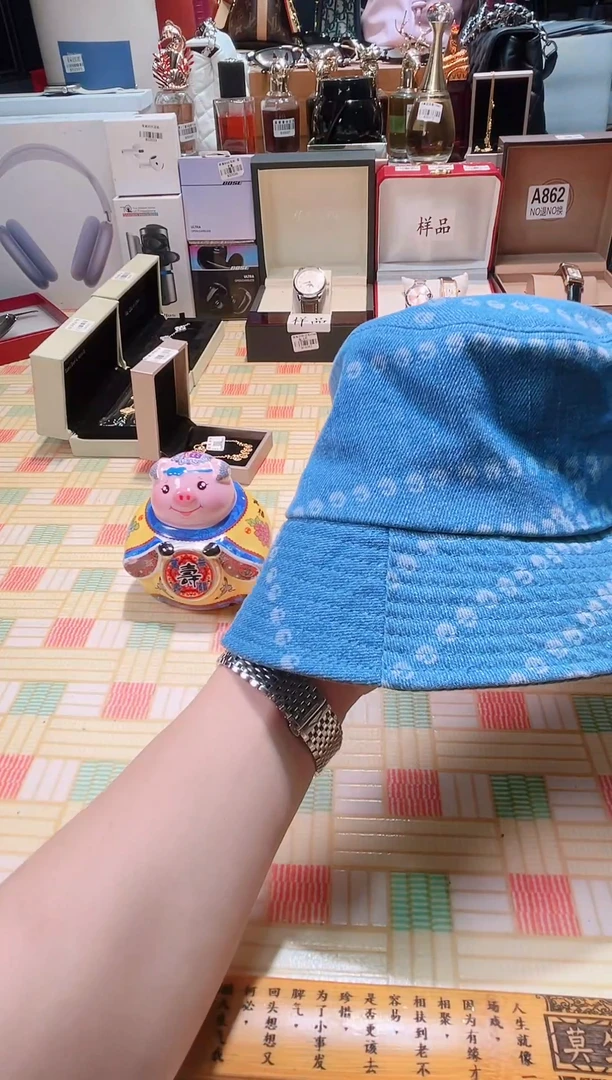 瓷片瓷器 库房到期 全部地板价@@1