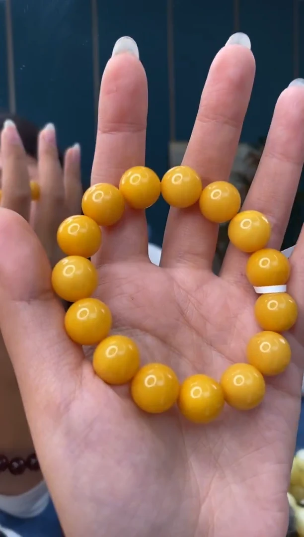 裸石琥珀未镶嵌1/3多样性发其一66