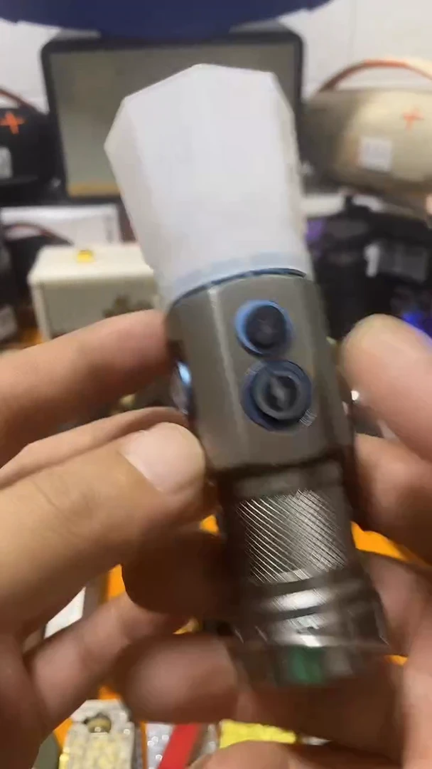 瓷片闪购商品 如图所示