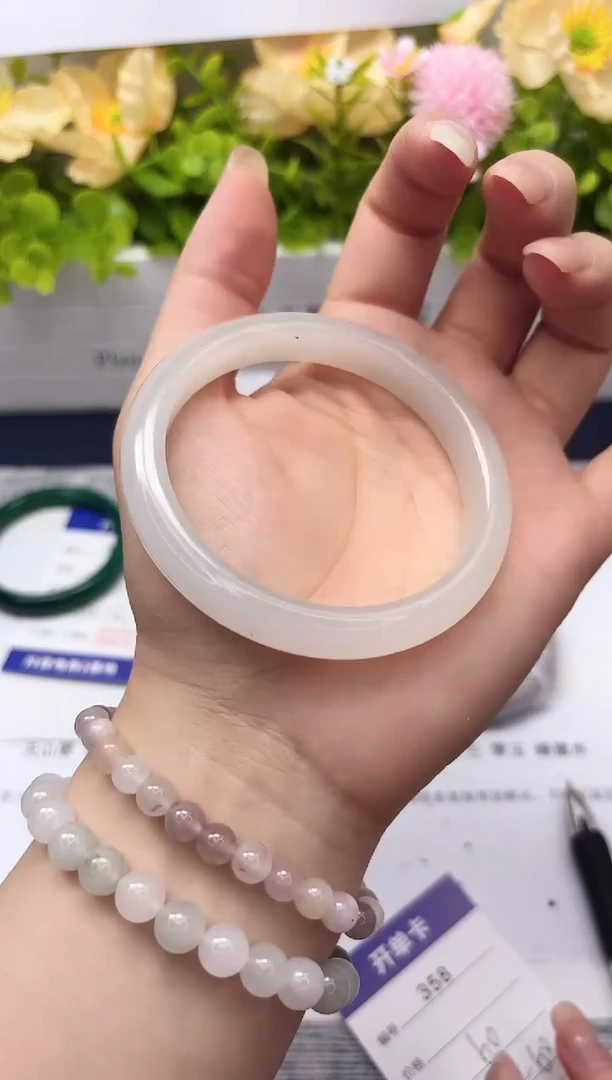 石英质玉手镯未镶嵌358-天山翠-圈口60