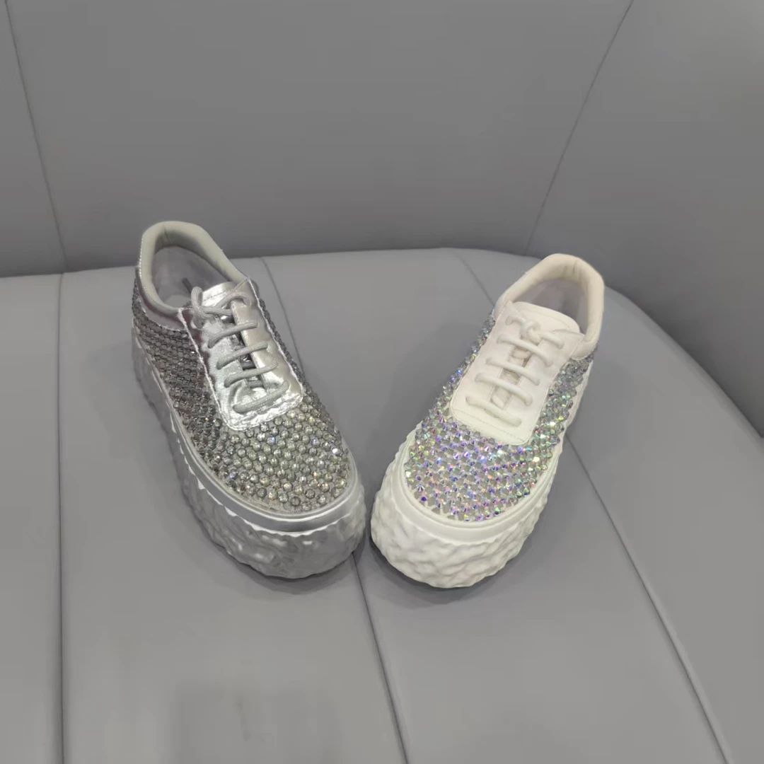 JISEAS/捷熙  2025新款休闲百搭网面水钻松糕鞋女鞋15A3057