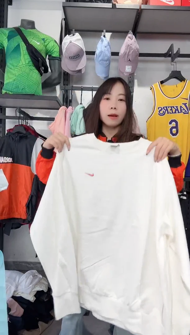1112     编码 瑕疵款直播间过款为准 尺码XXL185