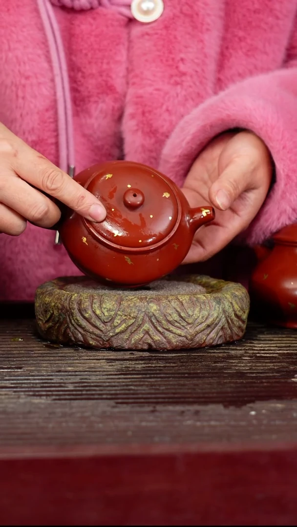 宜兴原矿紫砂壶茶壶宜兴原矿紫砂壶茶壶180C