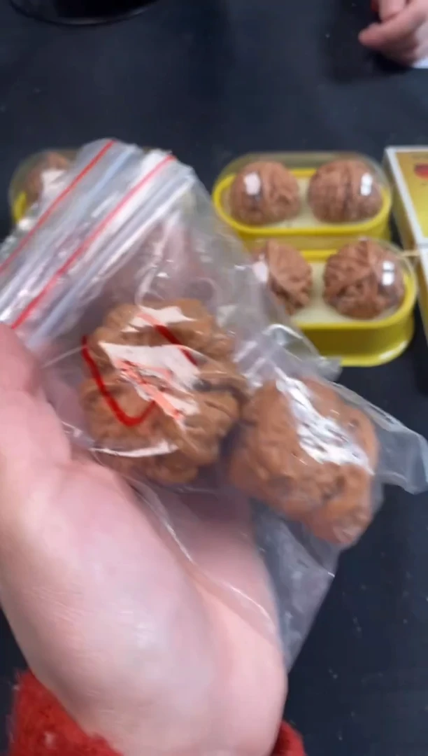 把件文玩核桃蛤蟆头41尺随机发