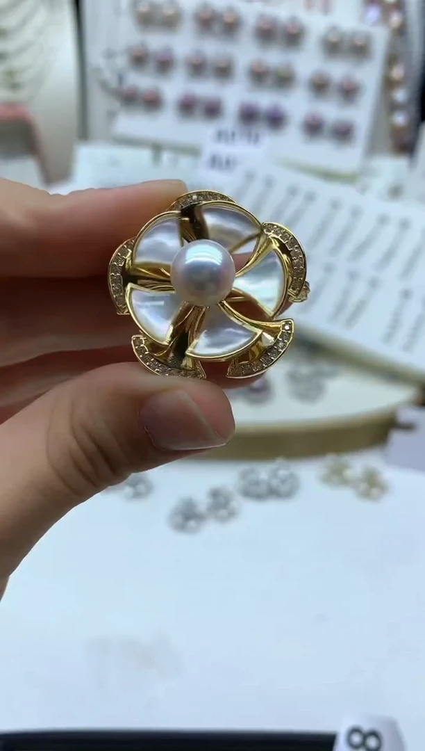 未镶嵌胸饰淡水珍珠1