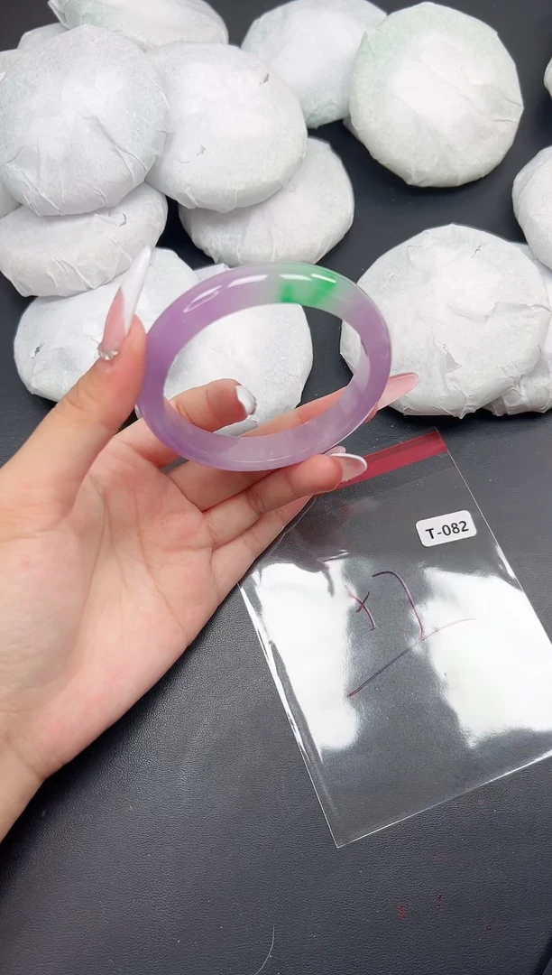 精品手镯，一物一拍T-082