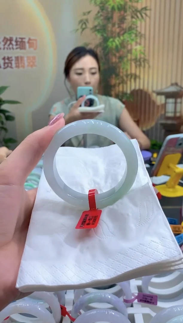 翡翠手镯未镶嵌000038608
