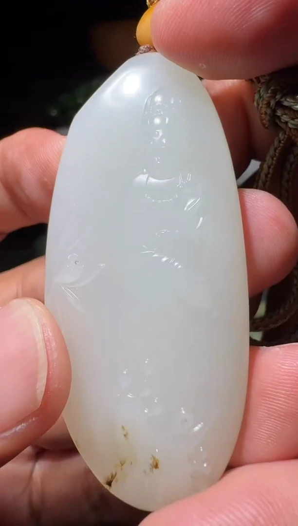 未镶嵌和田玉挂件和田玉