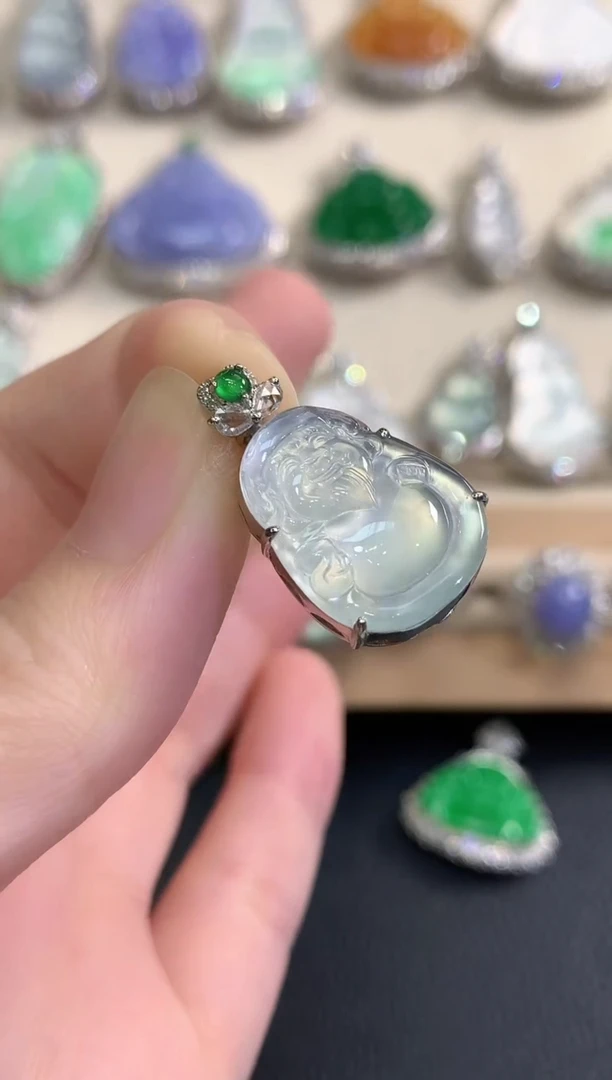 吊坠(不含链)18K金镶嵌翡翠秋日珠宝w50