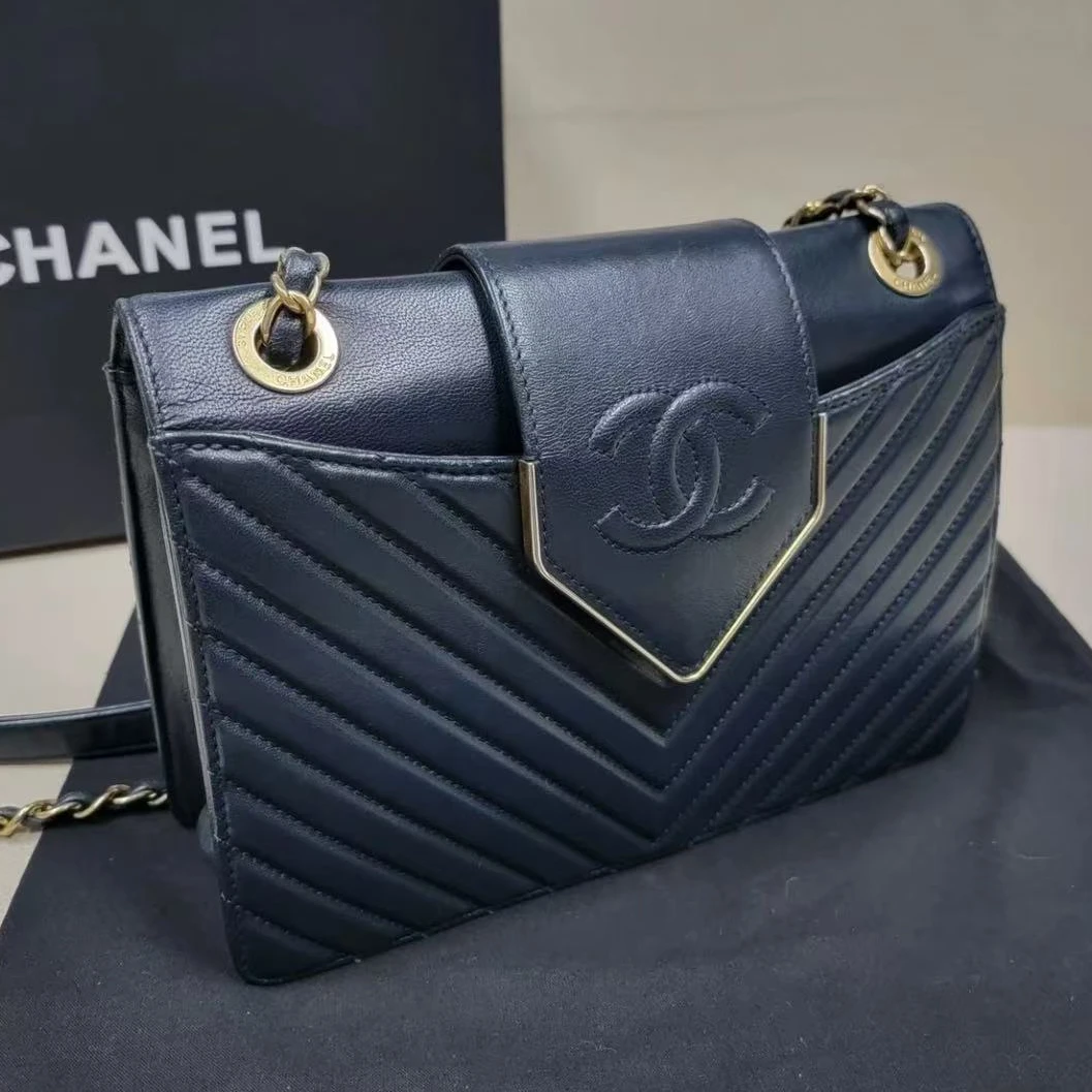 99新 Chanel/香奈儿 【杨贵妃专属】经典翻盖信封蓝黑色单肩包s