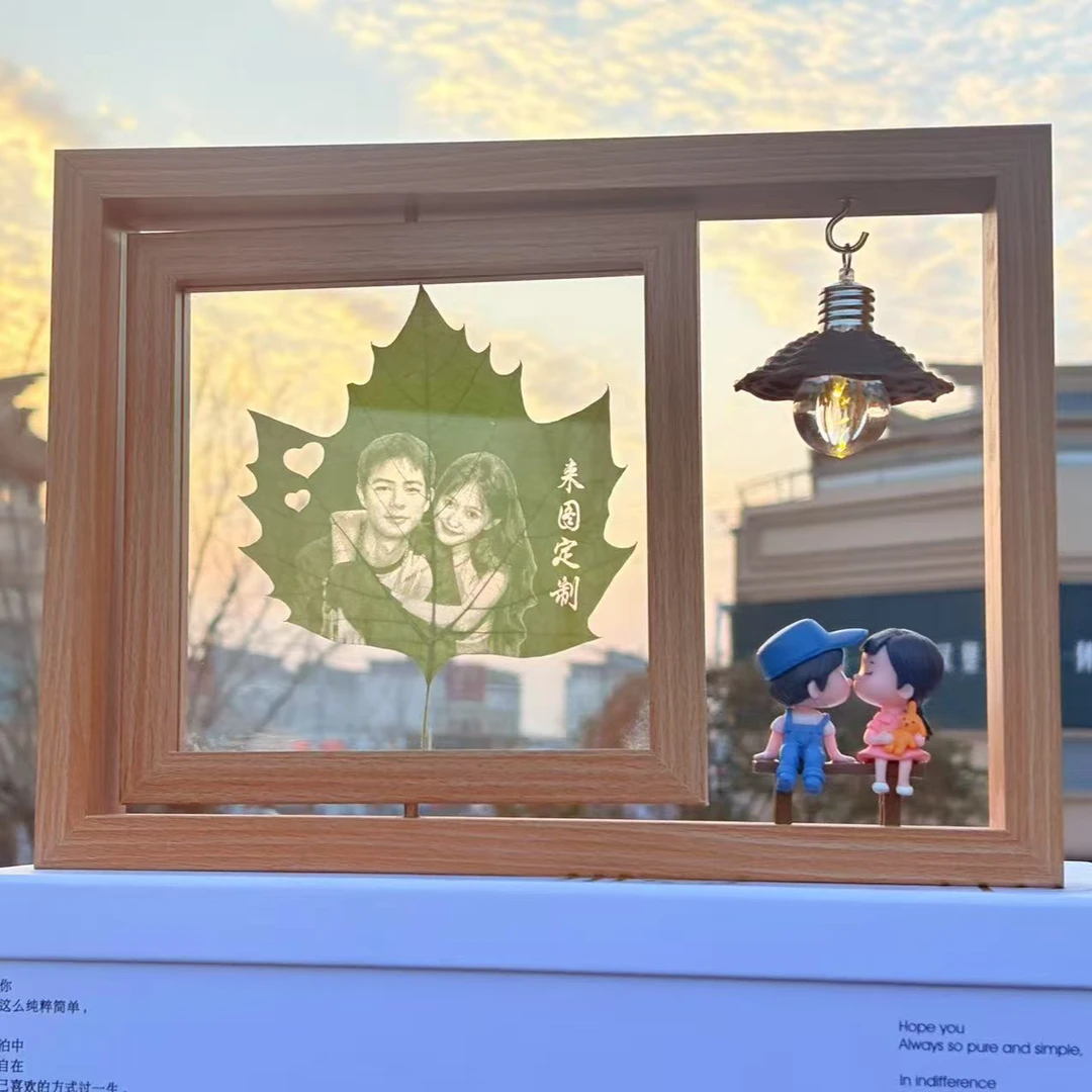 梧桐叶雕刻照片惊喜礼物节日礼物生日礼物送情人老婆朋友礼物纪念