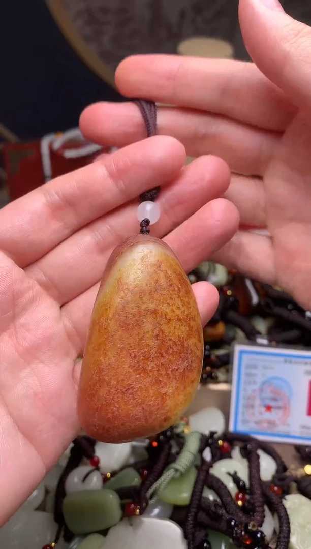 颈饰未镶嵌和田玉新疆料青海料清水和田玉吊坠