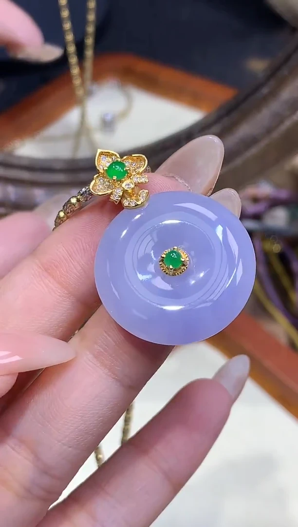 18K金镶嵌挂件翡翠扣子不含链