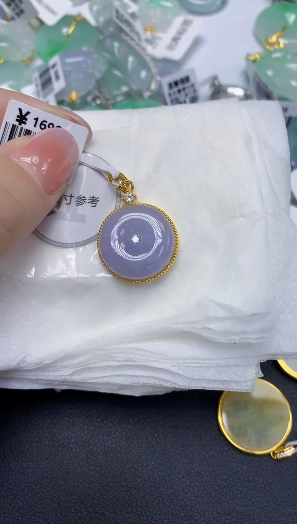 颈饰未镶嵌翡翠天然缅甸翡翠A货多样性发一件